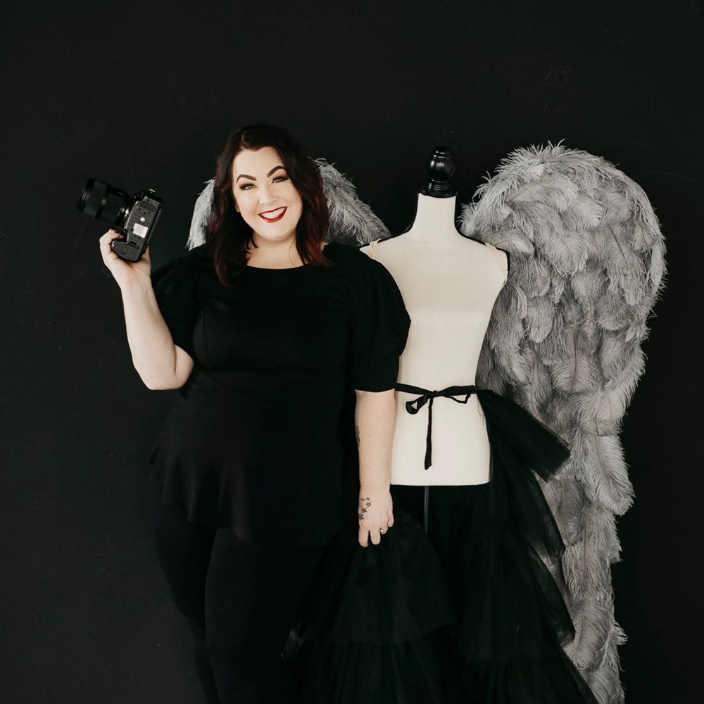 Meet your Posher, Crystal